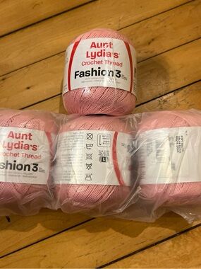 LOT OF 4 Aunt Lydia's Fashion Crochet Thread Size 3 Soft Mauve